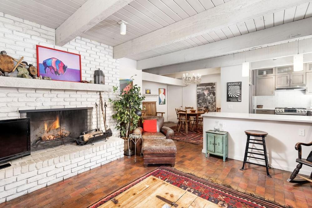 Glory Hole Unit C, Remodeled Condo W/ Excellent Location, Wood-Burning Fireplace & New Kitchen Aspen Exteriör bild